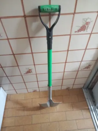 Pala de jardín de aluminio