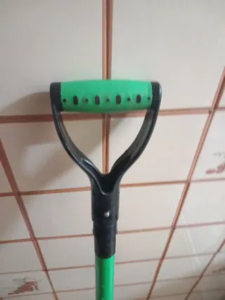 Pala de jardín de aluminio