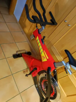 Bicicletta da Spinning Rossa