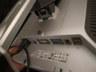 Pantalla Dell 19 Negra