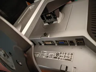 Pantalla Dell 19 Negra