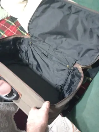 Maleta de viaje con ruedas