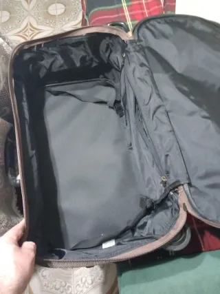 Maleta de viaje con ruedas