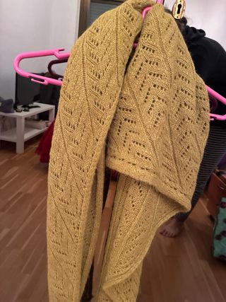 Bufanda triangular de punto