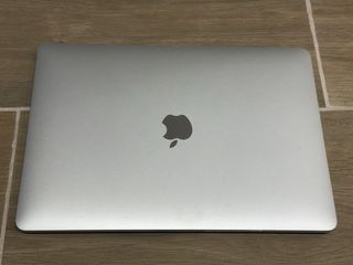 MacBook Pro 13” 2017 i5 8GB 128GB Retina
