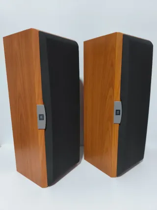 JVC HIFI 100 W RMS Bowers and Wilkins B&W