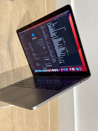 MacBook Pro 13 2017 Touch Bar i5 8GB 256GB