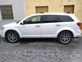 Fiat Freemont averiado