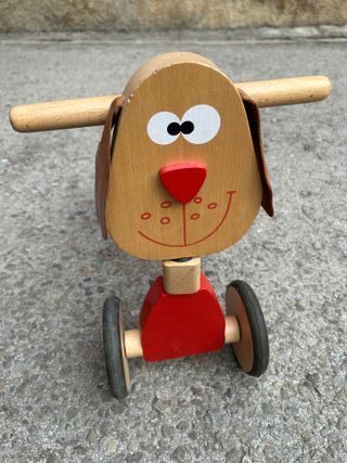 Correpasillos de madera 4 ruedas