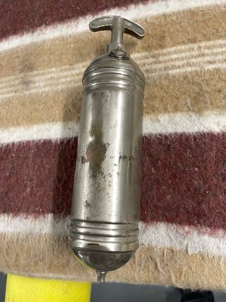 Extintor antiguo años 30