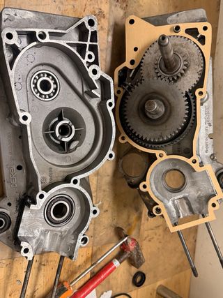 Motor Derbi Variant start pedales