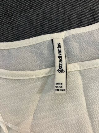 Lote Camisa Blanca y Falda Midi Beige