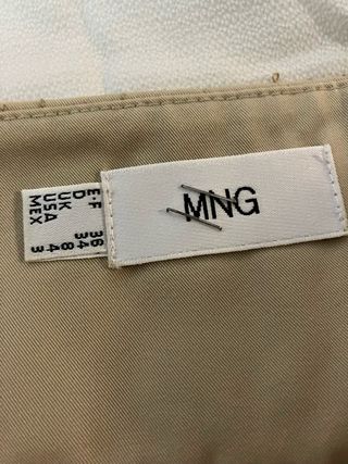 Lote Camisa Blanca y Falda Midi Beige