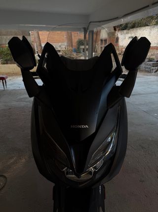 Honda Forza 125 Negra