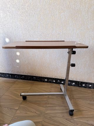 Mesa Auxiliar Cama con Ruedas