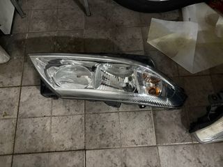 Luces Delanteras Renault Laguna