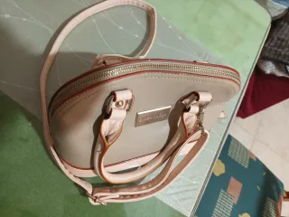 Bolso Bimba y Lola mano y bandolera beige/rosa