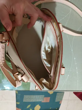 Bolso Bimba y Lola mano y bandolera beige/rosa