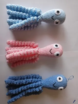 Pulpo a crochet para bebé.(Varios colores).
