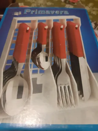 Cubertería SONGMICS 24 piezas