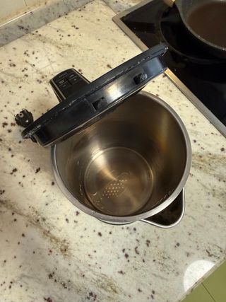 Arendo Hervidor Eléctrico 1.5L Negro