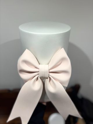 Torta scenografica con fiocco