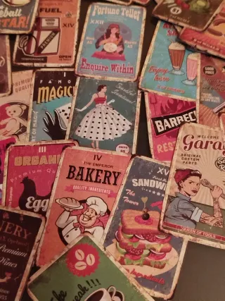 Baraja Cartas Diseño Retro Vintage