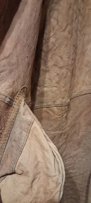 Abrigo de piel marrón