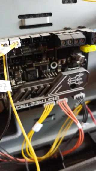 3 Impresoras 3D Cerradas Open Hardware + 2 regalo