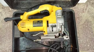 Sierra de calar DeWalt