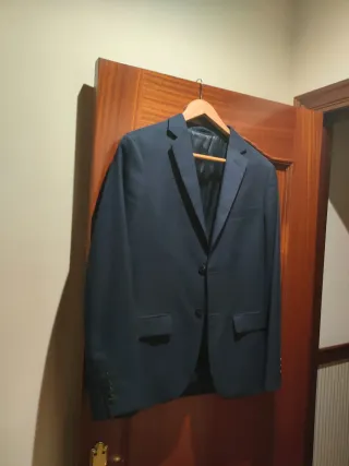 Traje americana talla 40 y pantalón 38 + camisa