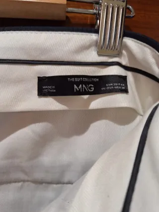 Traje americana talla 40 y pantalón 38 + camisa