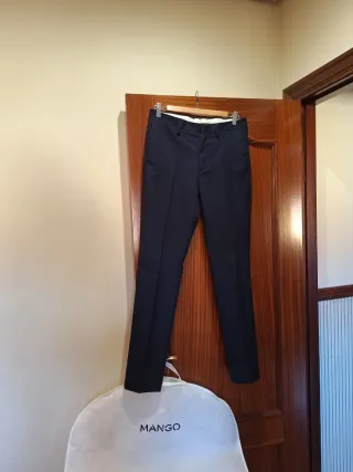 Traje americana talla 40 y pantalón 38 + camisa