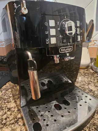Cafetera DeLonghi Magnifica S