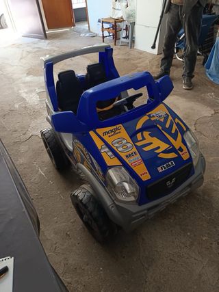 Coche eléctrico infantil VINDICATOR azul