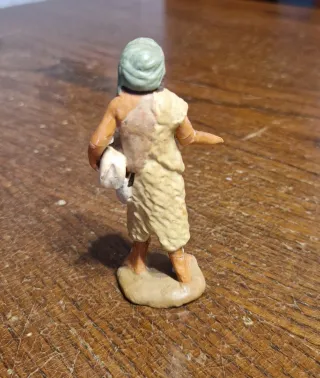 Figura antigua belén