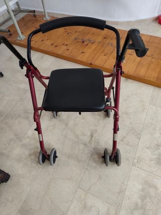 Andador para adulto con asiento
