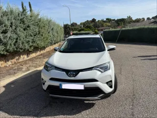 Toyota RAV4 2017