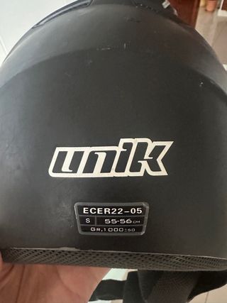 Casco de moto negro Unik