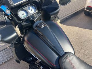 Harley Davidson Road Glide Negra