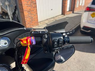 Harley Davidson Road Glide Negra