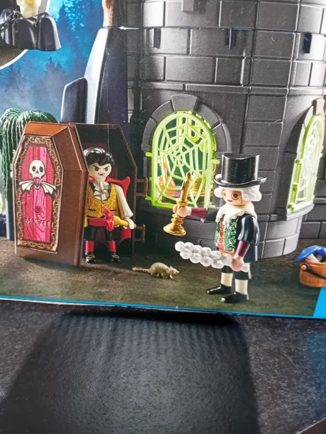 Playmobil Castillo Monstruos y carro bruja precint