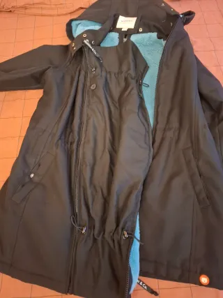 Abrigo porteo Wombat negro