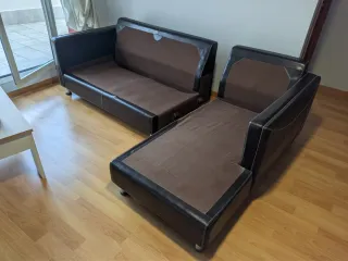 Sofá Chaiselongue Beige y Negro. Urge vender
