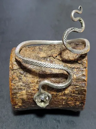 Brazalete Serpiente Plata con Piedra