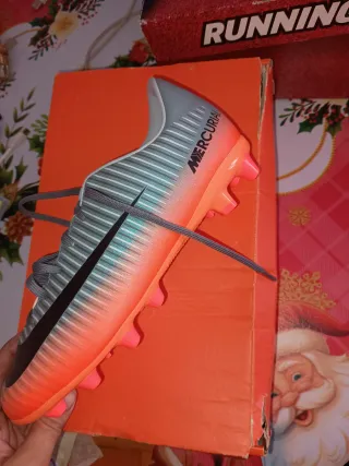 Botas Fútbol Nike CR7 Talla 36.5 Nuevas