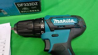 Taladro Atornillador Makita DF333DZJ 10.8V/12V