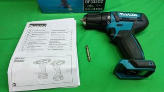 Taladro Atornillador Makita DF333DZJ 10.8V/12V