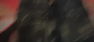 Pantalones vaqueros desgastados