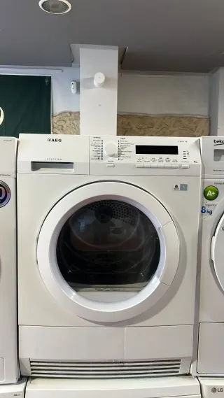 Secadora AEG
